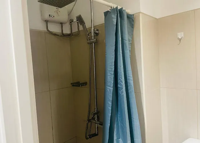Elegant 1-Bedroom Apartment Near Mall Of Asia *